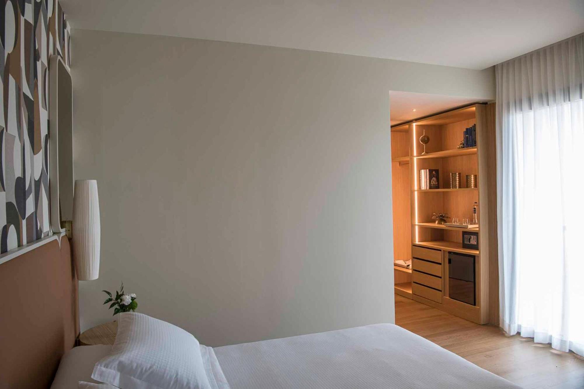 Columbus Urban Resort Florens Exteriör bild A room at the hotel