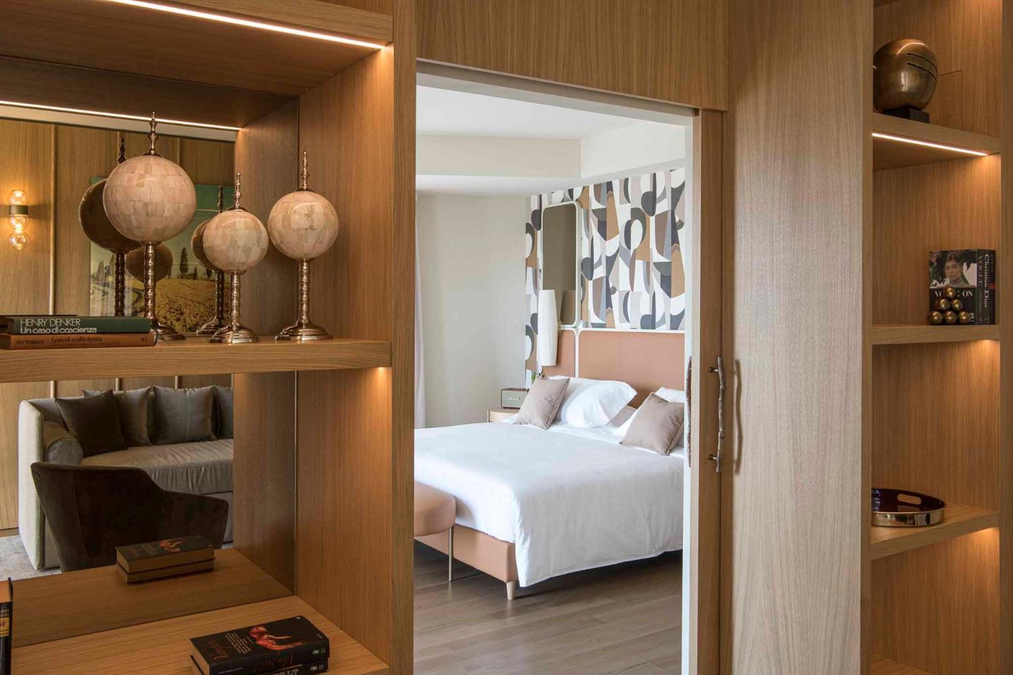 Columbus Urban Resort Florens Exteriör bild A bedroom at the hotel