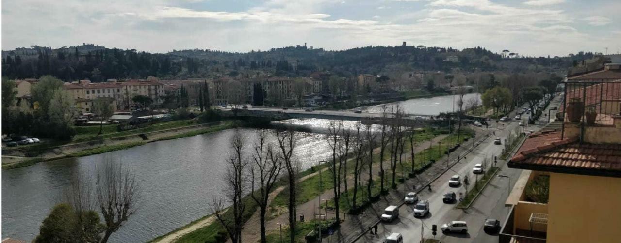 Columbus Urban Resort Florens Exteriör bild The Arno at Pistoia